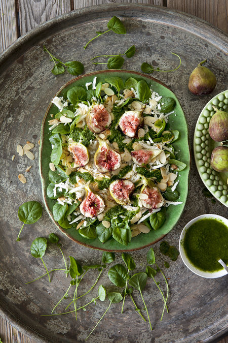 Sallad med halloumi och fikon