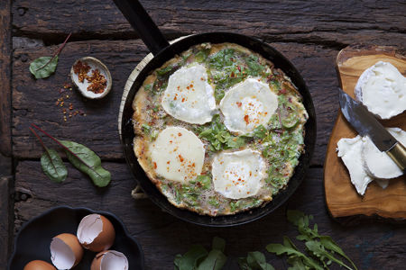 Frittata med chèvre och chili