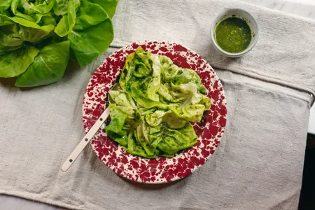 Huvudsallat med grillad sallatsdressing