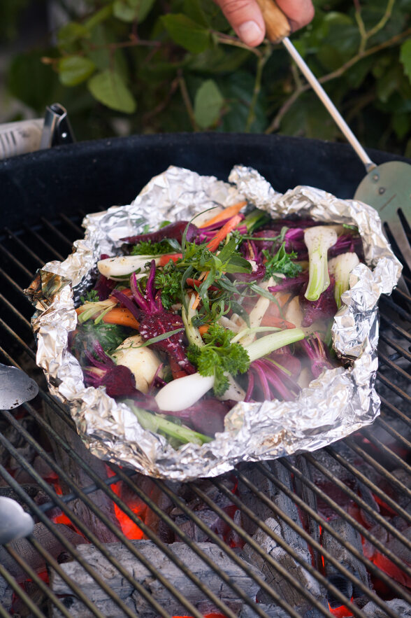 Grillade rotfrukter i folie