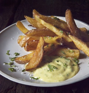 Aioli och pommes frites